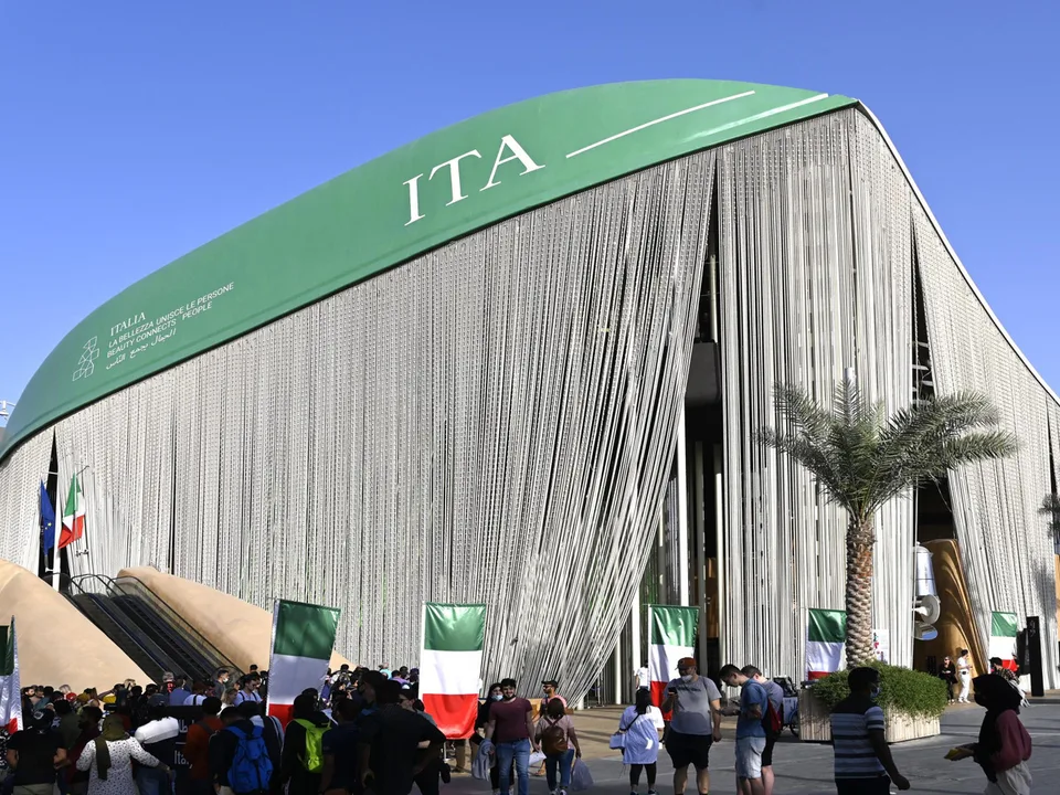 Italy Pavilion — Atomic Clock project view 5